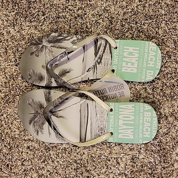 Robin Ruth | Shoes | Dayton Beach Flip Flops | Poshmark